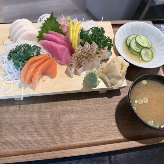 Sashimi Dinner A