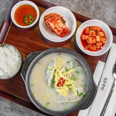 Dumpling Soup, Ox-Bone Base (Mandoo Tang)
