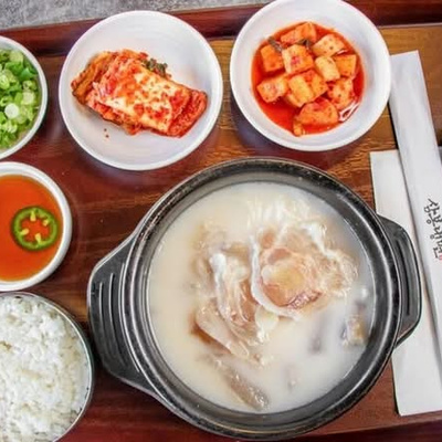 Tendon Soup, Ox-Bone Base (Dogani Tang)