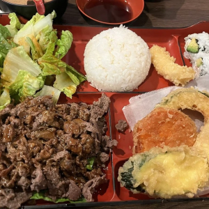 45. Beef Teriyaki, Mixed Tempura & California Roll (4 pcs)