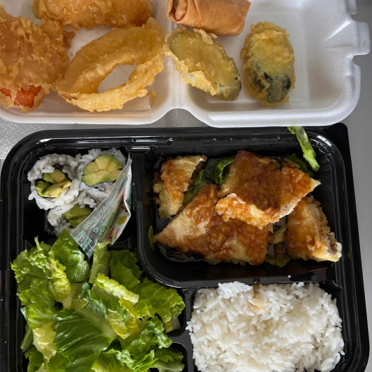 48. Tofu Teriyaki, Mixed Tempura & Avocado Roll (3 pcs)