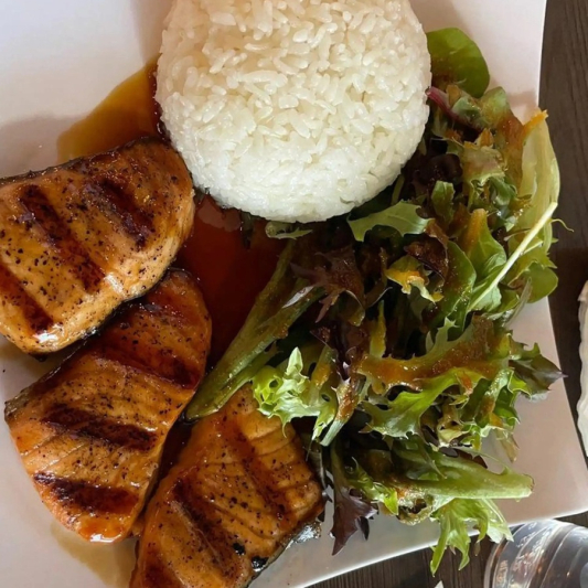 4. Salmon Teriyaki, Rice & Salad