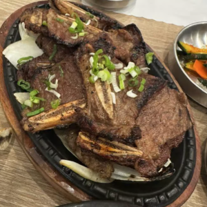 33. BBQ Short Ribs / LA 갈비