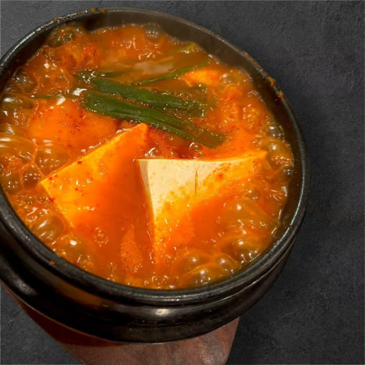 27. Kimchi Stew / 김치찌개