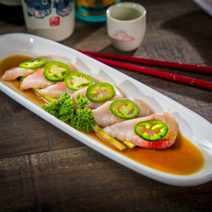 Yellowtail Carpaccio (6 pcs)