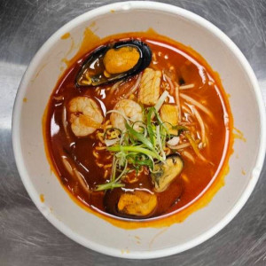 Spicy Seafood Ramyun