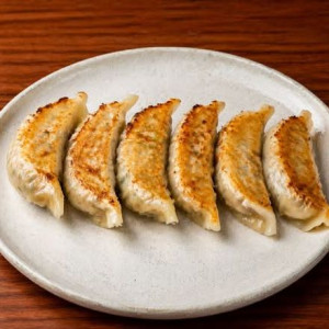 1. Chicken Dumplings (6 pcs)