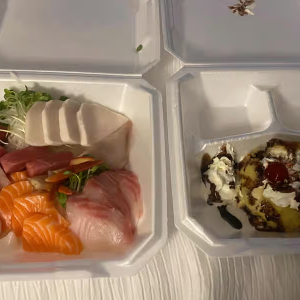 3. Large Sashimi Plate (20 pcs)