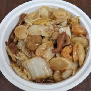 2. Shanghai Stir-Fried Rice Cakes / 上海炒年糕