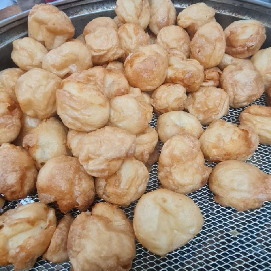 46. Hand Made Fish Puffs / 手製魚腐