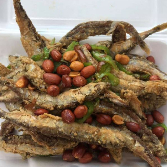 9. Deep-Fried Lake Caprlin / 酥炸雪魚仔