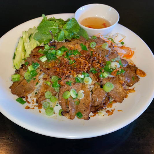 L1. B&uacute;n Thịt Nướng