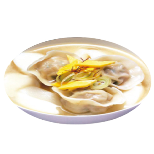 27. Beef Dumpling (4 pcs) Soup 만두국 (소고기)