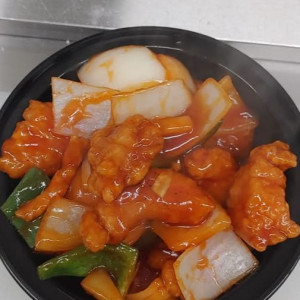 Sweet and Sour Chicken (Hong Kong Style)