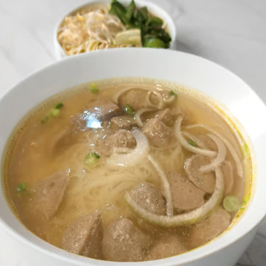 Beef Ball with Rice Noodle Soup