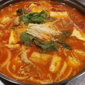Spicy Beef Tripe Hot Pot / 곱창전골