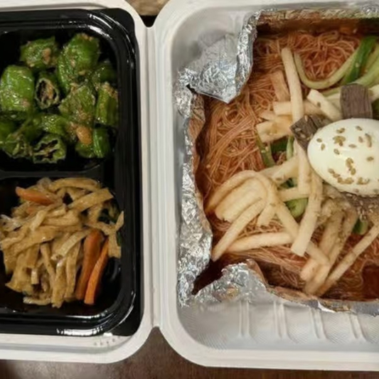 Spicy Noodles / 비빔냉면