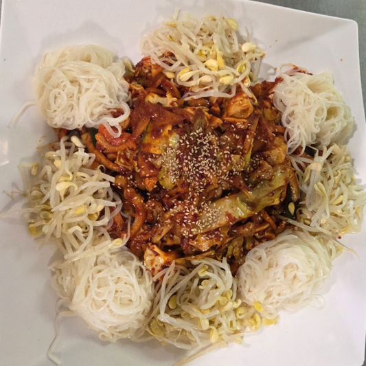 37. Stir-Fried Octopus with Noodles / 낙지볶음 + 사리