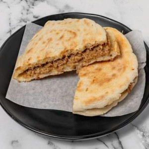 Roujiamo (Chinese Pork Burger) / 腊汁肉夹馍(个)