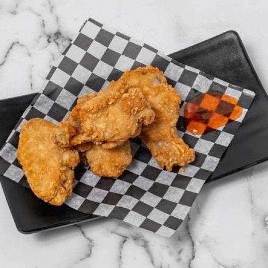 Fried Chicken Wings (4 pcs) / 炸鸡翅 (4个)