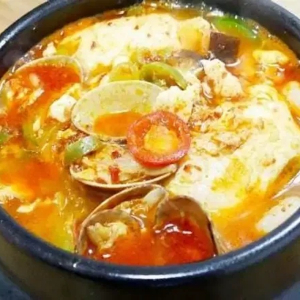 Clam Tofu Soup (조개)