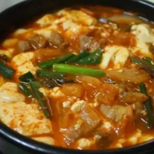 Pork Tofu Soup (돼지고기)