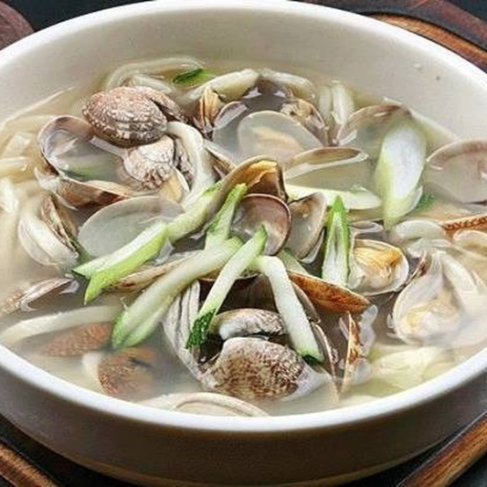 Bajirak Kalguksu (바지락 칼국수)