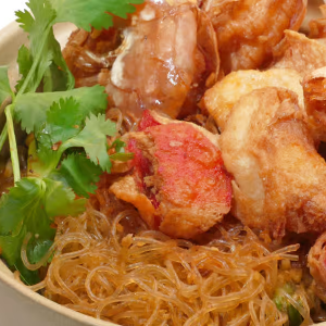 SP12. Miến X&agrave;o T&ocirc;m Sốt Cua