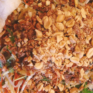 A6. Gỏi Xo&agrave;i Ngh&ecirc;u
