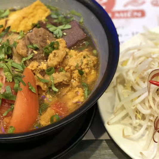 SP6. B&uacute;n Ri&ecirc;u Cua Lột