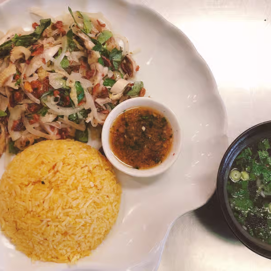 C9. Cơm G&agrave; Hội An