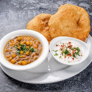2. Channa Bhatura