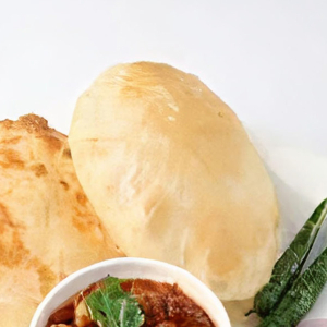 Chole Bhatura (2 pcs)
