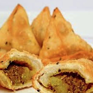 Chicken Samosa (2 pcs)
