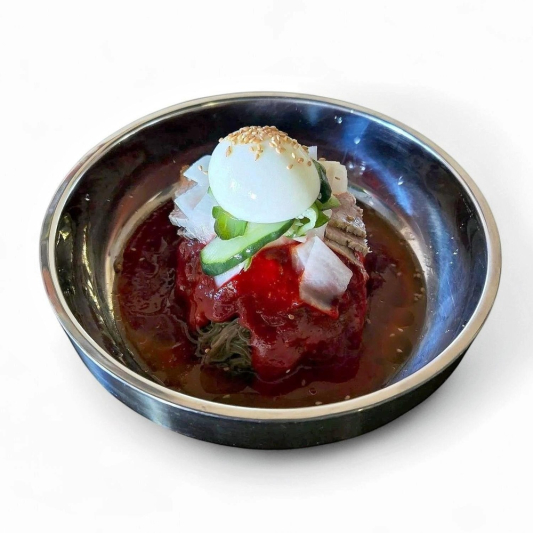 Bibim-Naengmyeon 비빔 냉면 