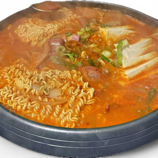 Budae-Jjigae 부대 찌개 