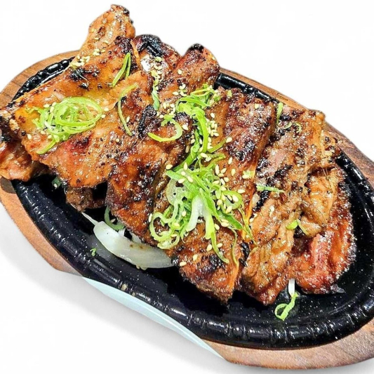 Soy Garlic Dwaeji-Galbi 간장 마늘 돼지 갈비