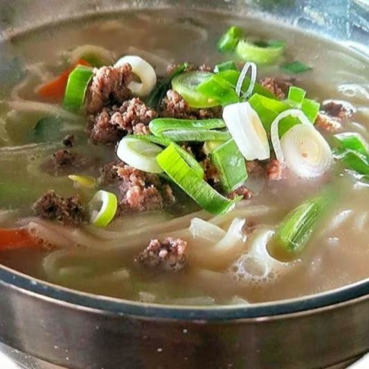 Gom Kalguksu 곰 칼국수