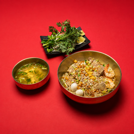 6. Phnompenh Dry Noodles