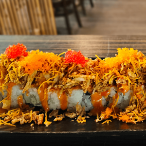 Volcano Roll (8 pcs)