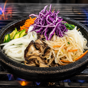 Vegetable Bibimbap 야채 돌판비빔밥