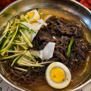 Cold Noodles in Chilled Broth 칡 물냉면