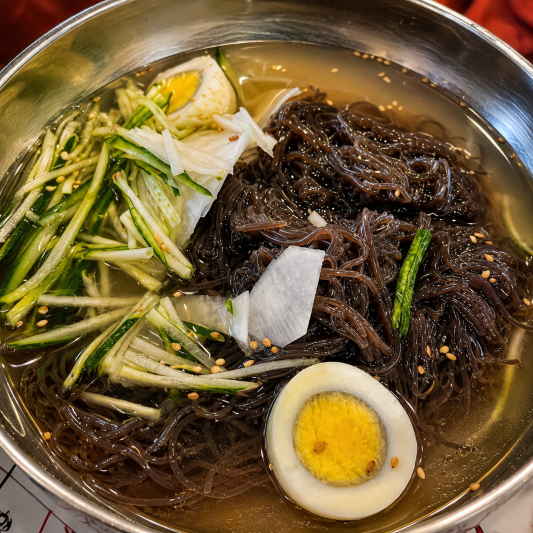 Cold Noodles in Chilled Broth 칡 물냉면