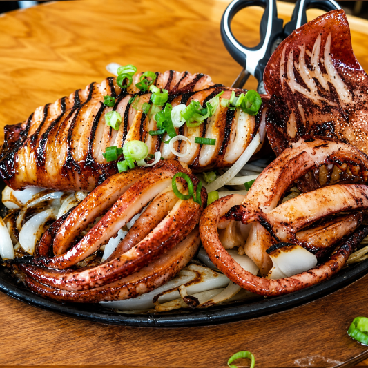Squid BBQ with Spicy Sauce 통 오징어 구이