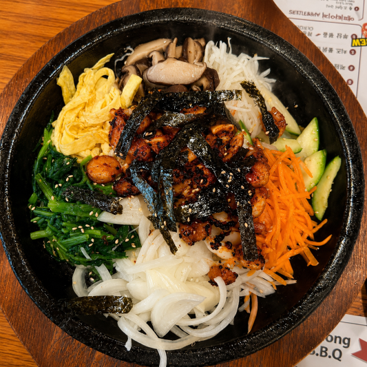 Seafood Bibimbap 해물 돌판비빔밥