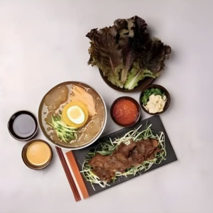 Marinated Beef Short Rib BBQ & Cold Noodles 갈비와냉면