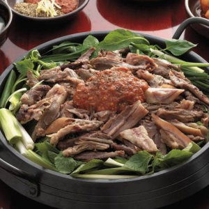 Goat Hot Pot (2-3 Servings) 염소전골