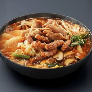 Octopus and Beef Small Intestine Hot Pot (2-3 Servings) 낙곱전골