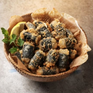 Deep-Fried Seaweed Roll 김말이튀김