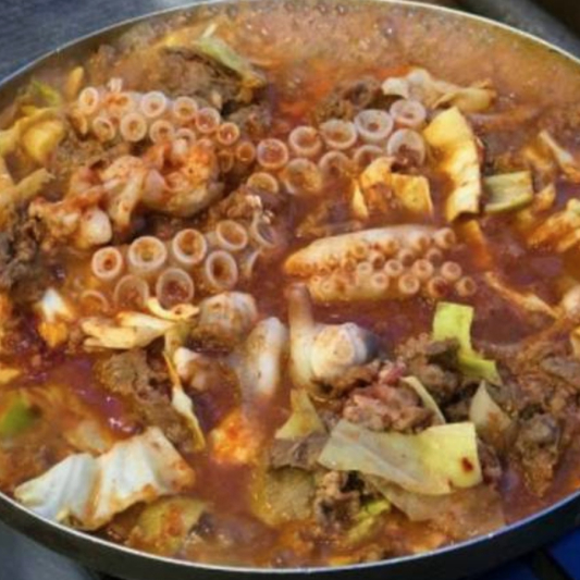 Beef, Octopus and Shrimp 소고기 불낙새
